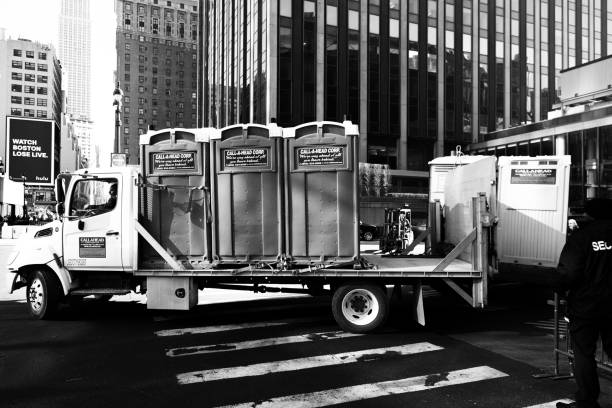 Portable Toilet Options We Offer in Upper Fruitland, NM